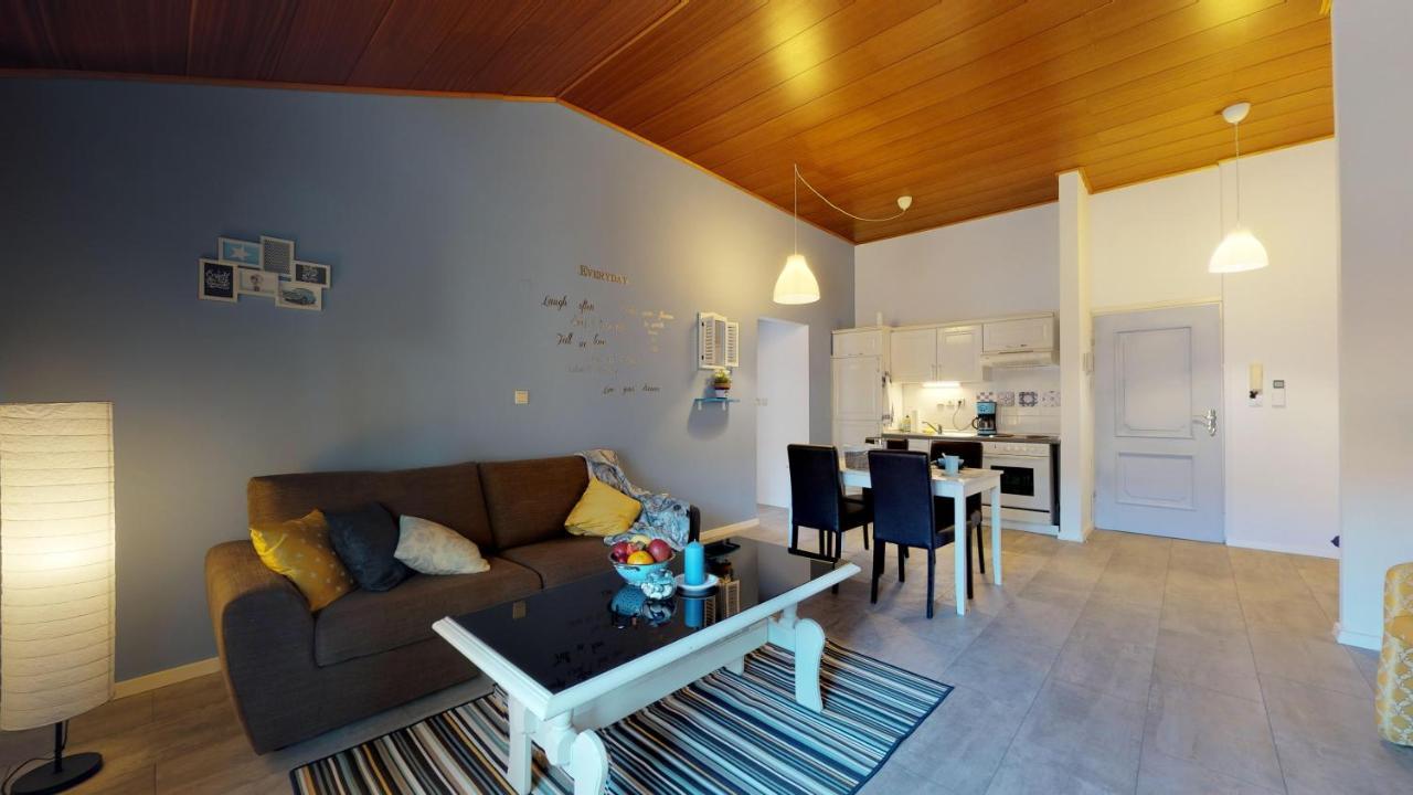 Nina Deluxe Superior 5 Star Apartment, Your Piece Of Heaven By The Sea & Park Novigrad Istria المظهر الخارجي الصورة