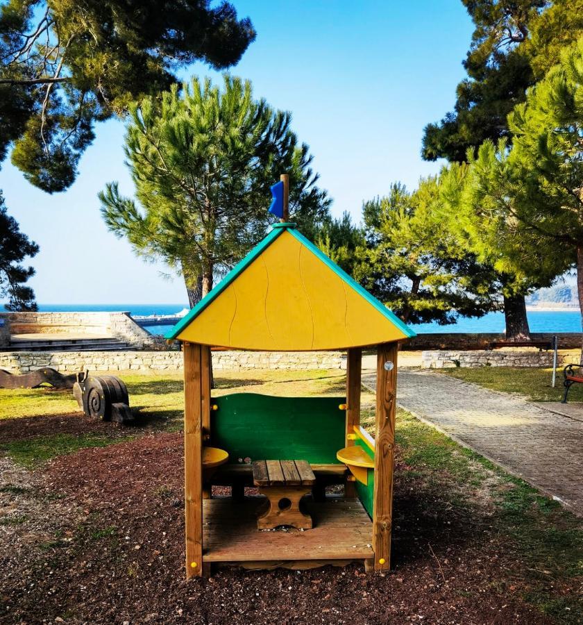 Nina Deluxe Superior 5 Star Apartment, Your Piece Of Heaven By The Sea & Park Novigrad Istria المظهر الخارجي الصورة